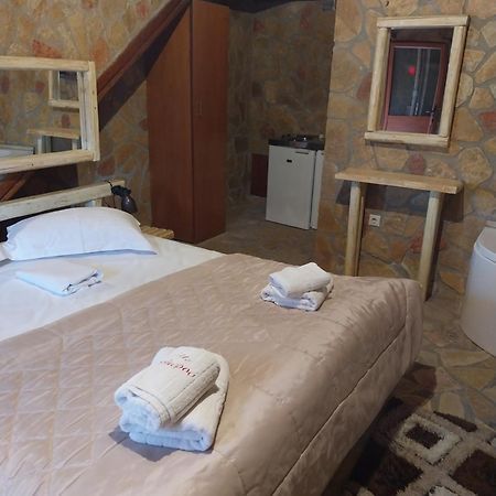 Vip Kalavrita Διαμέρισμα Εξωτερικό φωτογραφία